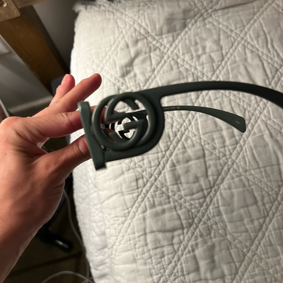 Gucci Sunglasses Model GG1325S - Picture 5 of 13